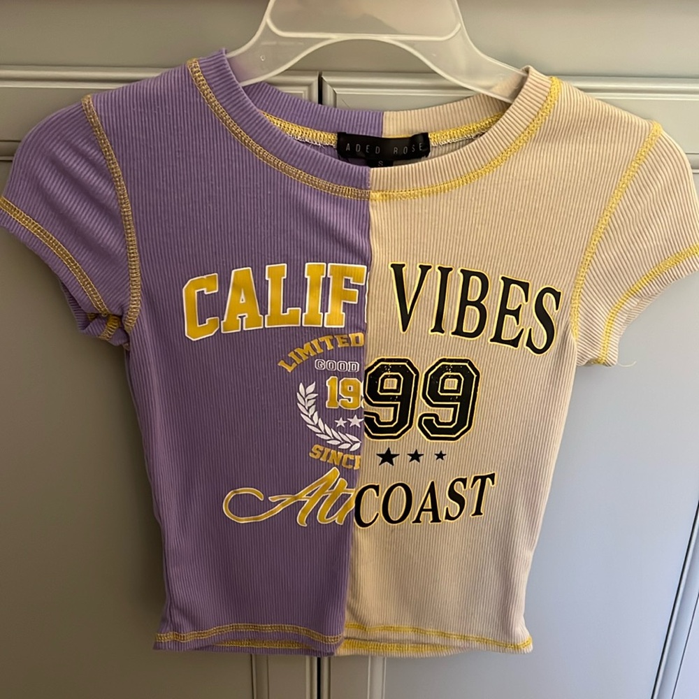 Women’s crop top size small wore once euc